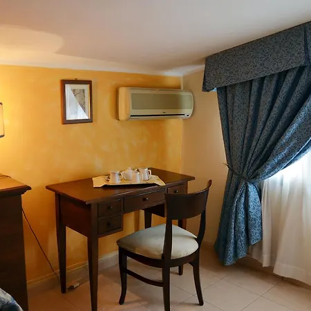 La Bussola Hotel